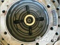 Редуктор Komatsu PC400-7