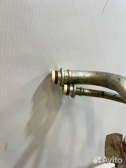 Трубки кондиционера Ford Focus 3 CB8 1.6L duratec