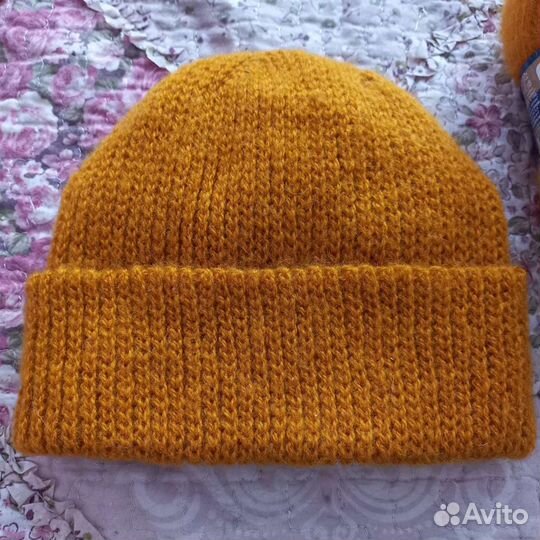 Шапка вязаная, ручная работа