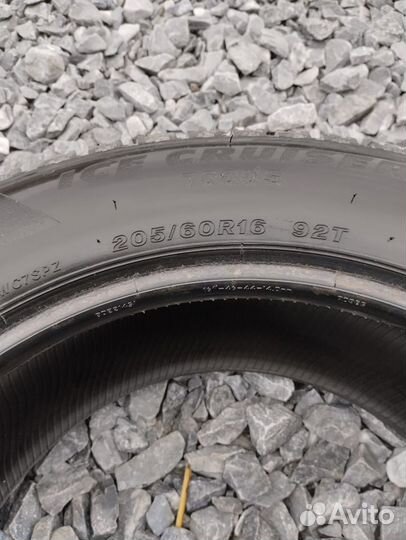 Bridgestone Ice Cruiser 7000S 205/60