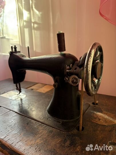 Швейная машина singer