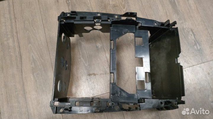 Кронштейн Mercedes Gl 320 Cdi 164 642.940 2008