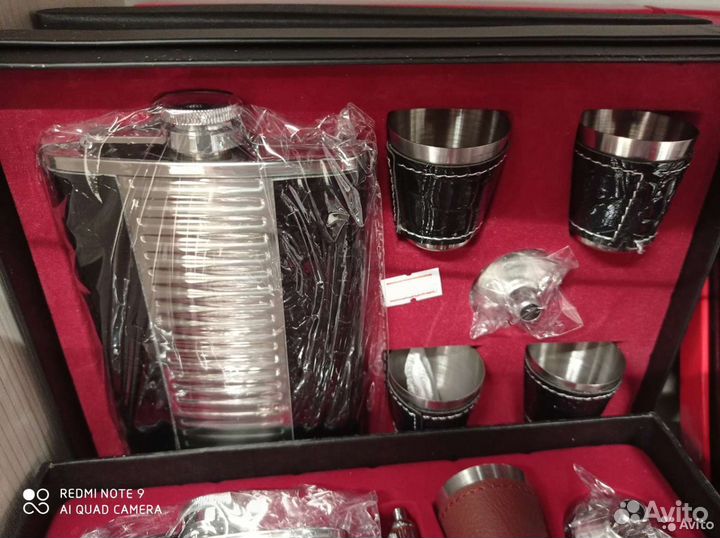 Набор фляжка, рюмки Классика разные