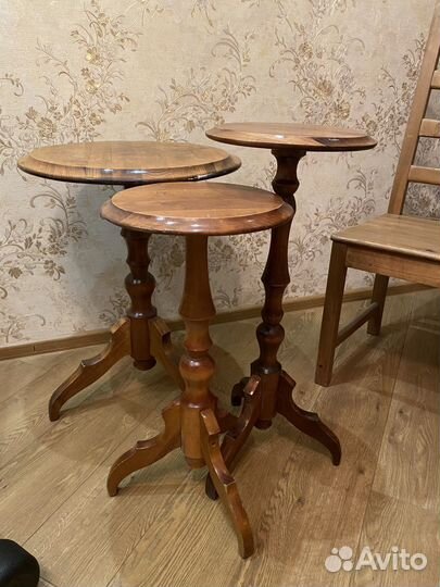 Столы,подставки под цветы