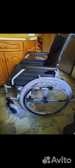 Инвалидная коляска новая