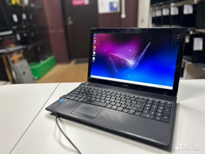 Ноутбук Acer Core i3/DDR3-4Gb/GeForce320M/250Gb/15