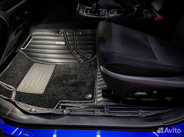 Автоковрики на Subaru WRX