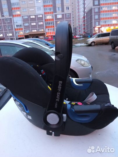 Автолюлька Britax Roemer Baby-Safe2 I-size