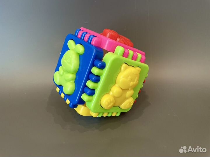 Развивающие игрушки для малышей