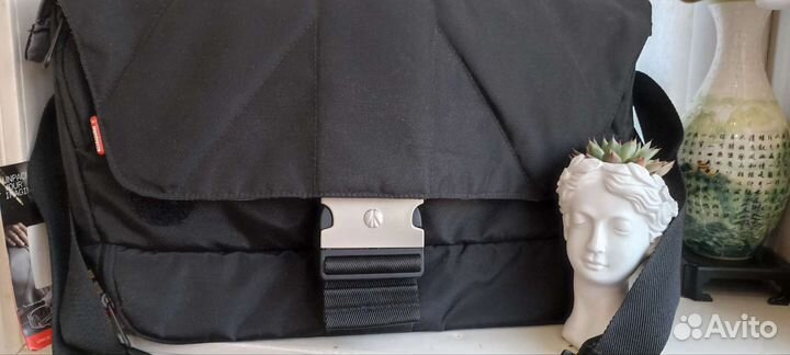 Профессиональная сумка для фото и видео техники