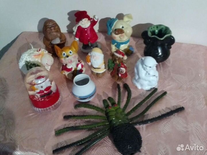 Статуэтки разные, Кремль