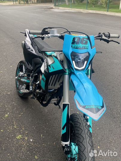 Avantis a6 lux motard