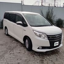 Toyota Noah 1.8 CVT, 2014, 175 000 км, с пробегом, цена 1 890 000 руб.