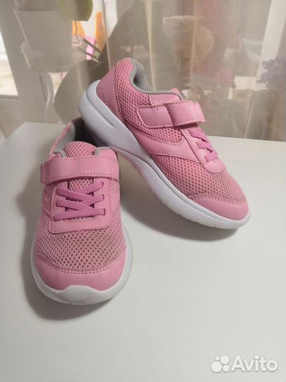 Кроссовки для девочки 31