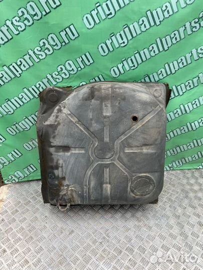 Корыто запаски Mercedes-Benz W124 M111 2.2 1992