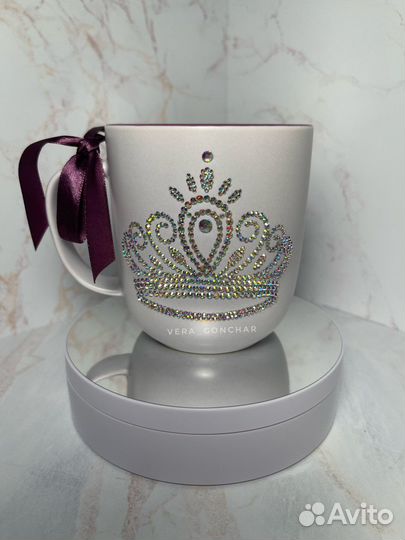 Инкрустация стразами