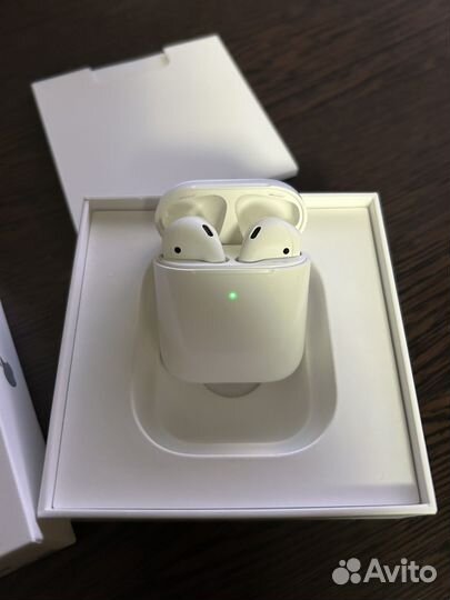 AirPods 2