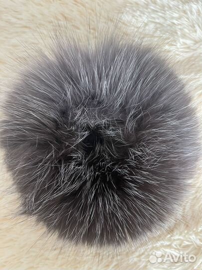 Шапка женская из натурального меха лисы