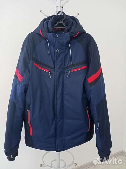 Женская и мужская верхняя одежда