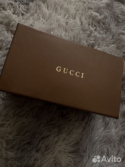 Солнцезащитные очки gucci