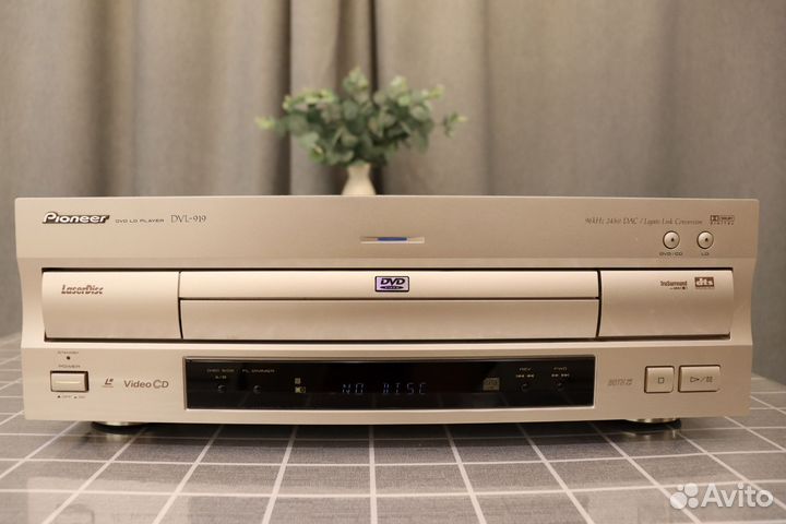 Проигрыватель LD дисков Pioneer DVL-919