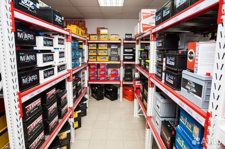 Аккумулятор Numax 100Ah, пусковой 900А обратная