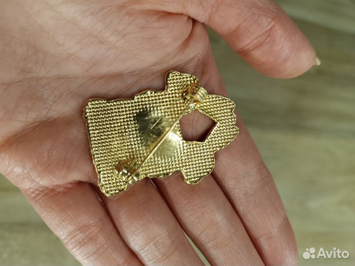 Брошь кролики Инь Янь