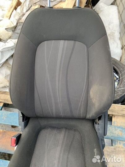 Сиденье Chevrolet Aveo T300
