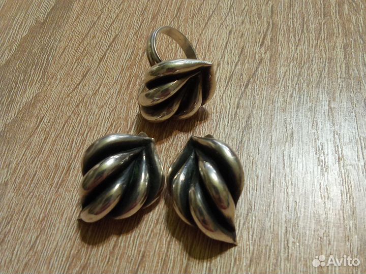 Комплект серебро серьги и кольцо