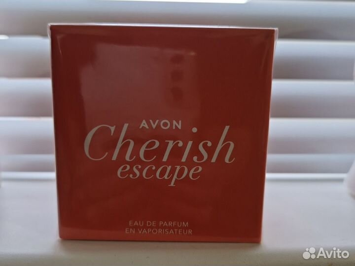 Духи,тушь для ресниц,гель для душа,крем для рук