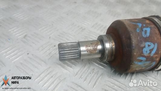 Полуось передняя левая (приводной вал, ШРУС)