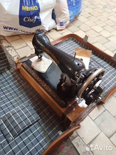 Швейная машина. Подольская