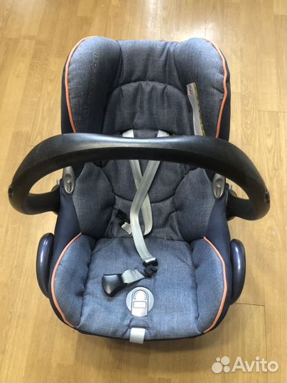 Автолюлька Maxi Cosi Universal 0-13 кг + FamilyFix