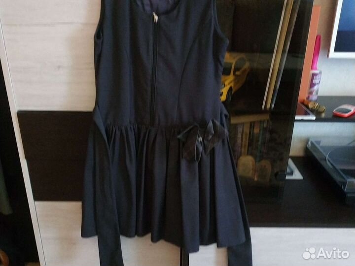 Школьный сарафан серый