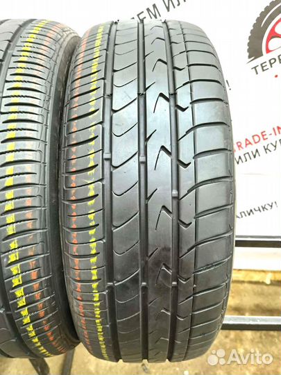 Toyo Tranpath MPZ 215/55 R17 94V