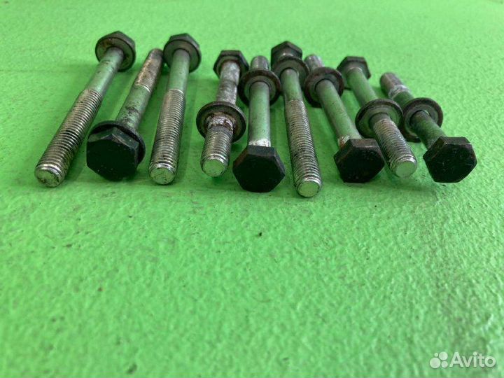 Болт RVI premium