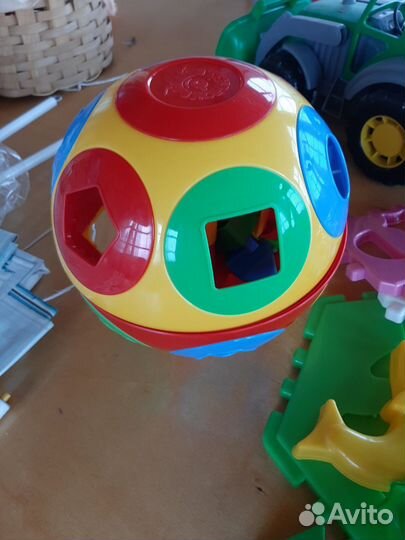 Детские развивающие игрушки