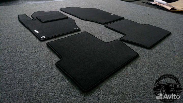 Автоковрики для Citroen C4 II седан, графит