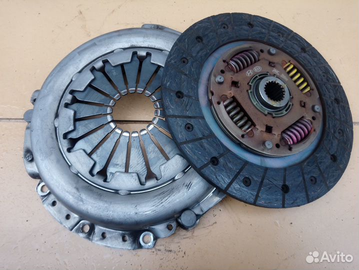 Сцепление корзина + диск Hyundai Getz G4EE