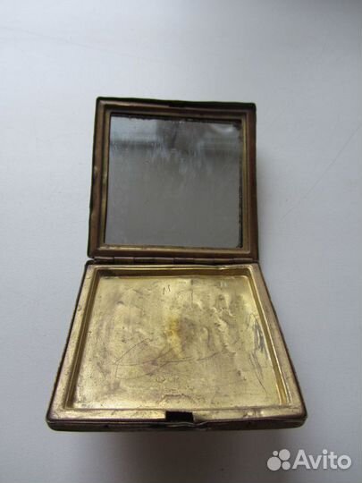 Пудреница-латунь(СССР 60-70г.)