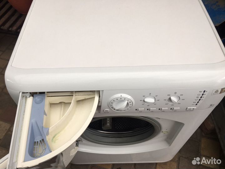 Hotpoint Ariston 5кг
