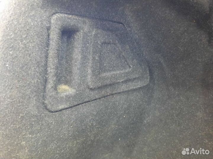 Обшивка багажника левая Hyundai Elantra HD 1.6