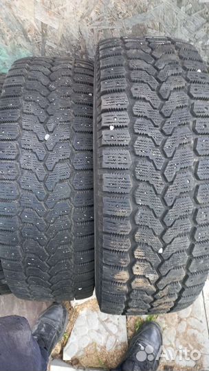 Yokohama Advan dB V551 225/65 R17 87