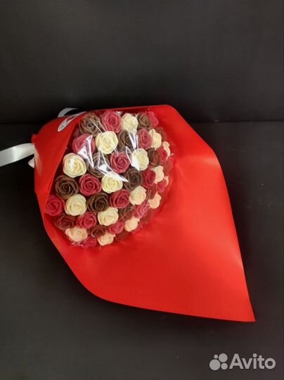 Шоколадные Розы - 51 шт в Букете