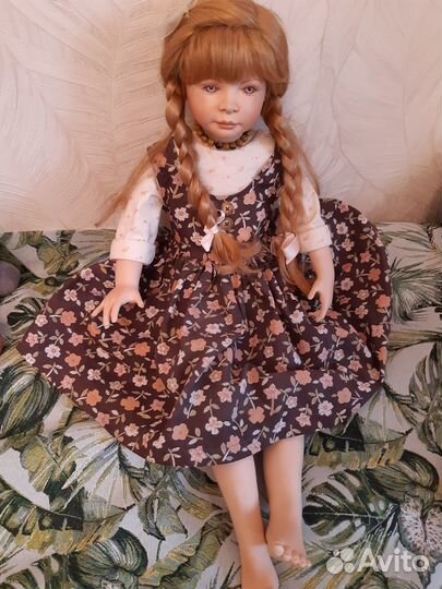 Кукла фарфоровая коллекционная от Хейди Плюсцок