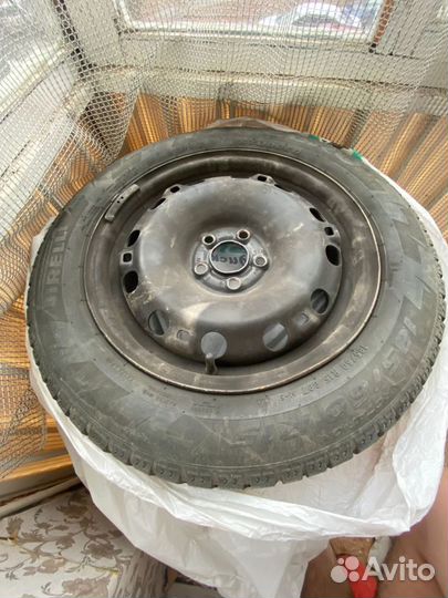 Колёса r15 на зимней резине Pirelli rapid/polo в с