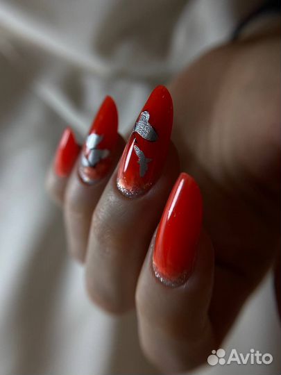 Наращивание ногтей