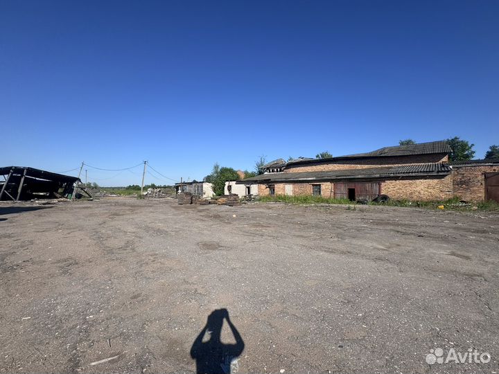 Земельный участок, здания 1014 м2 промназначения