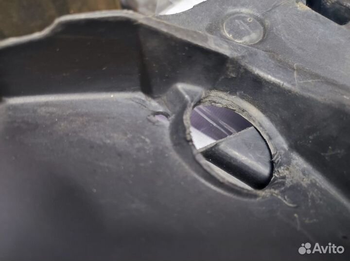 Жабо Nissan Almera N15