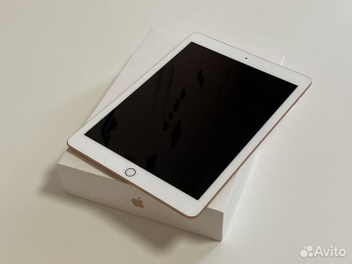 iPad 6 поколения 9.7'' (2018) 32gb WiFi